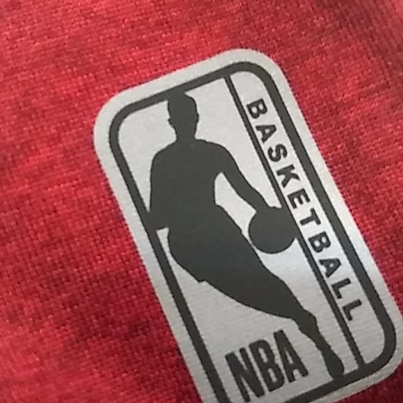 NBA sweatshirt with hoodie. - Picture 13 of 16